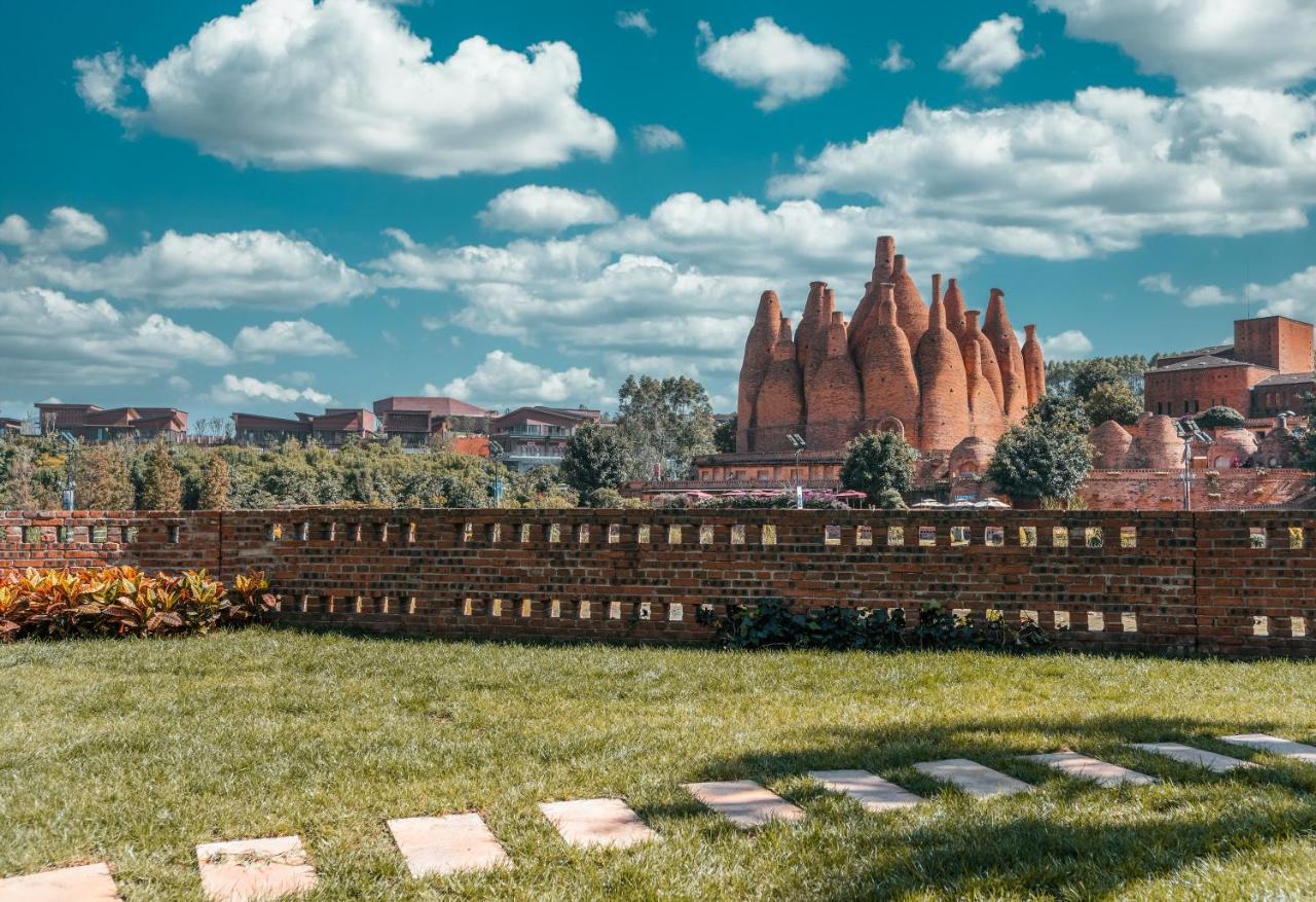Dongfengyun Hotel Mi'Le-Mgallery Collection Mile Bagian luar foto